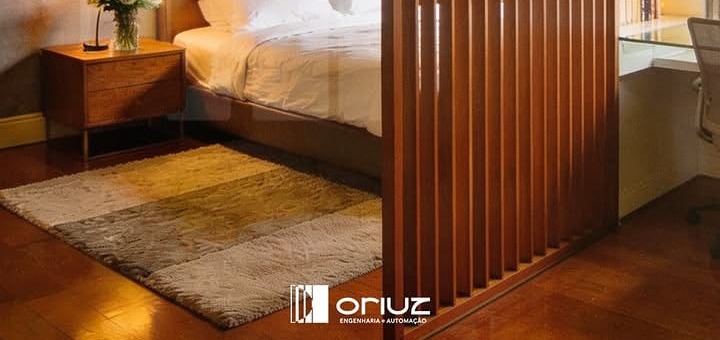 Brise Oriuz customizado como divisória de ambiente